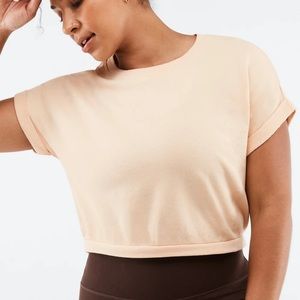 Fabletics 1X Crop Short Sleeve Sweatshirt in Warm Sand (Peach)
